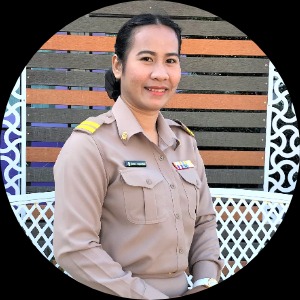 นางรุ่งจิตร  กาญจนพัฒน์